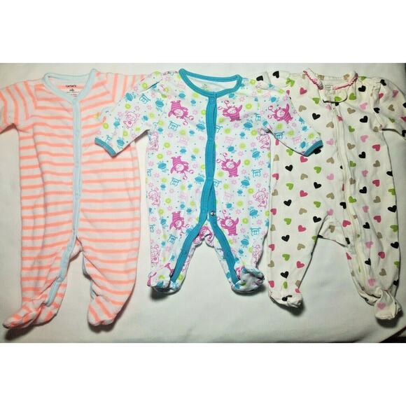 Carters Disney Cherokee Baby Girl Lot Newborn NB 0-3 Outfit Set Sleepers Pajamas - Picture 2 of 7